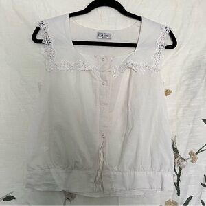 Vintage White lace short sleeve/tank top blouse